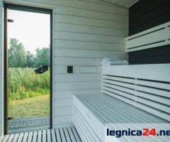 Sauna ogrodowa z oknem panoramicznym, sauny ogrodowe