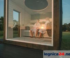 Sauna ogrodowa z oknem panoramicznym, sauny ogrodowe