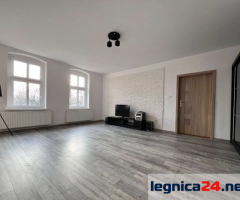 Na sprzedaż przestronne mieszkanie w kamienicy usytuowane w doskonałej lokalizacji 87m2